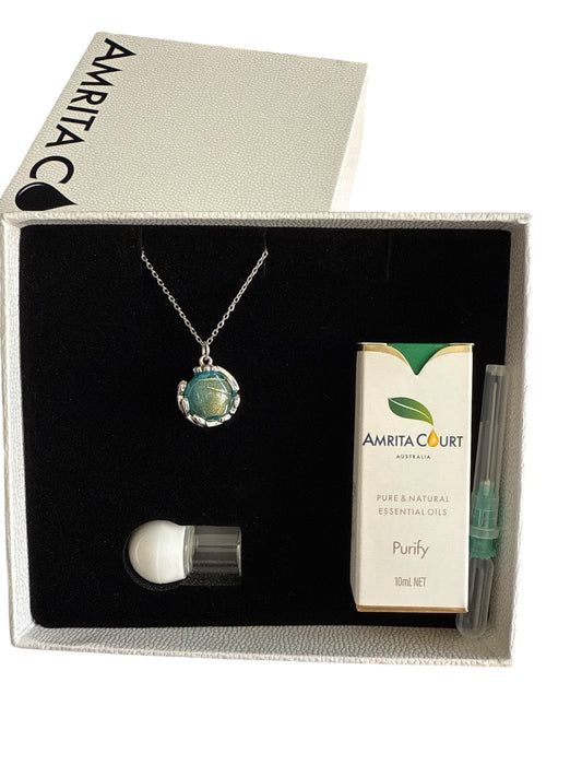 Planet Aroma Necklace + Purify Oil Blend