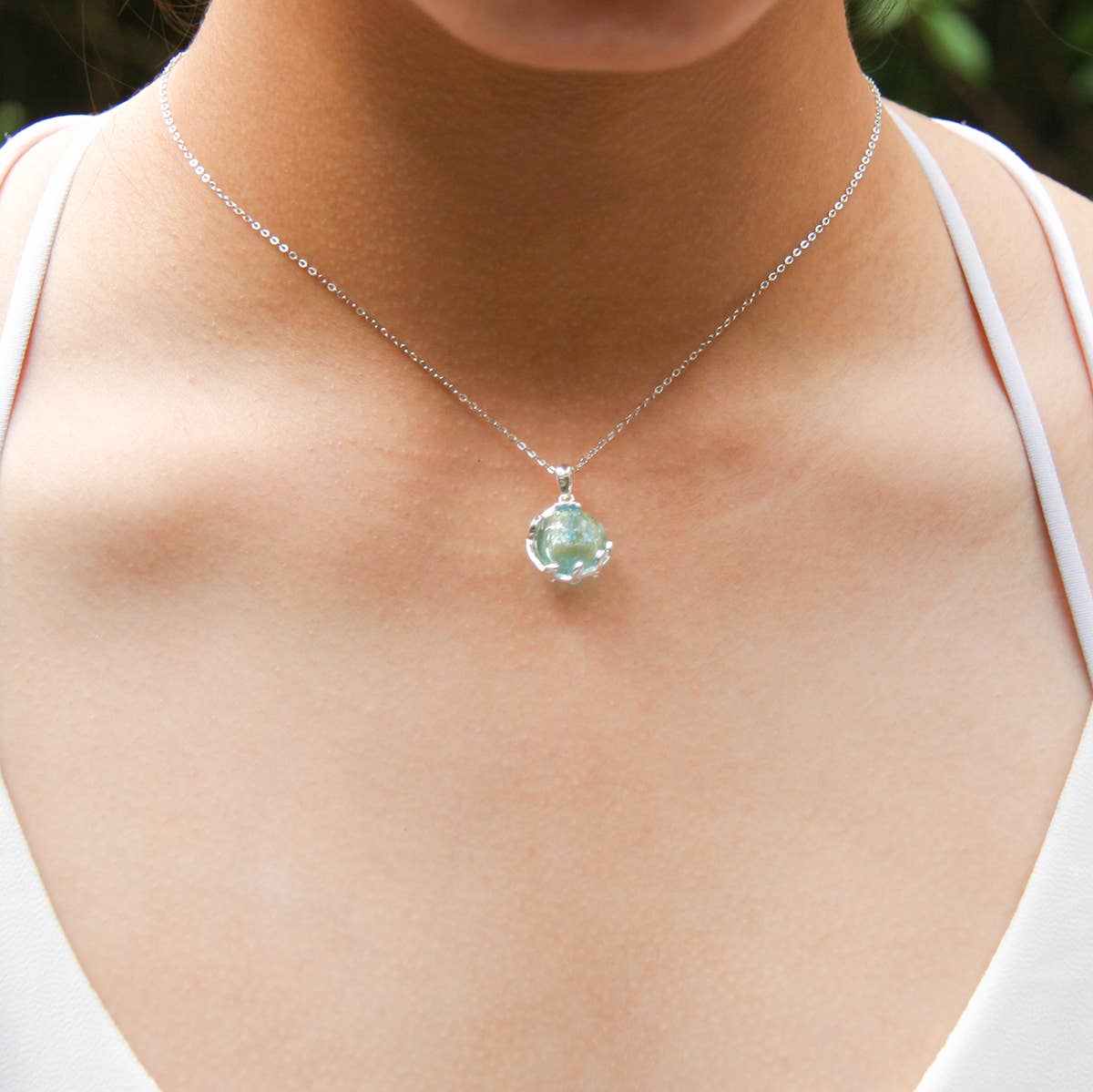 Planet Aroma Necklace + Purify Oil Blend