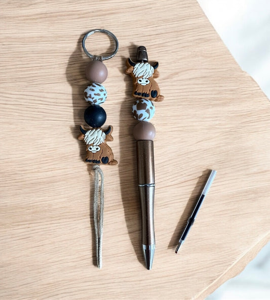 Highland Cow Pen & Keyring Gift Set
